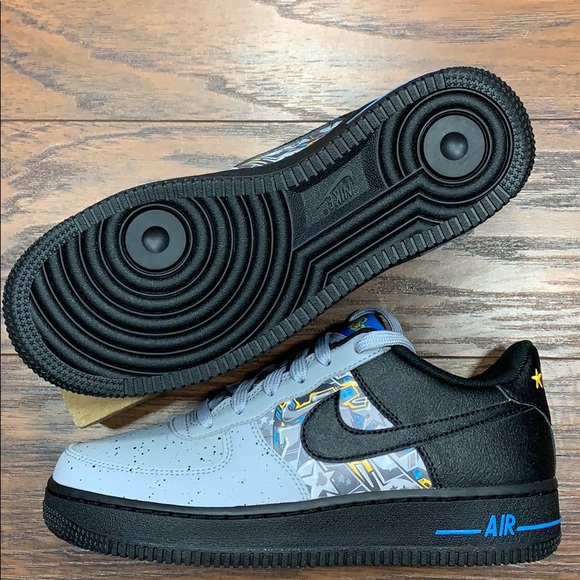 air force 1 lv8 black/wolf grey/blue grade school boys' shoe